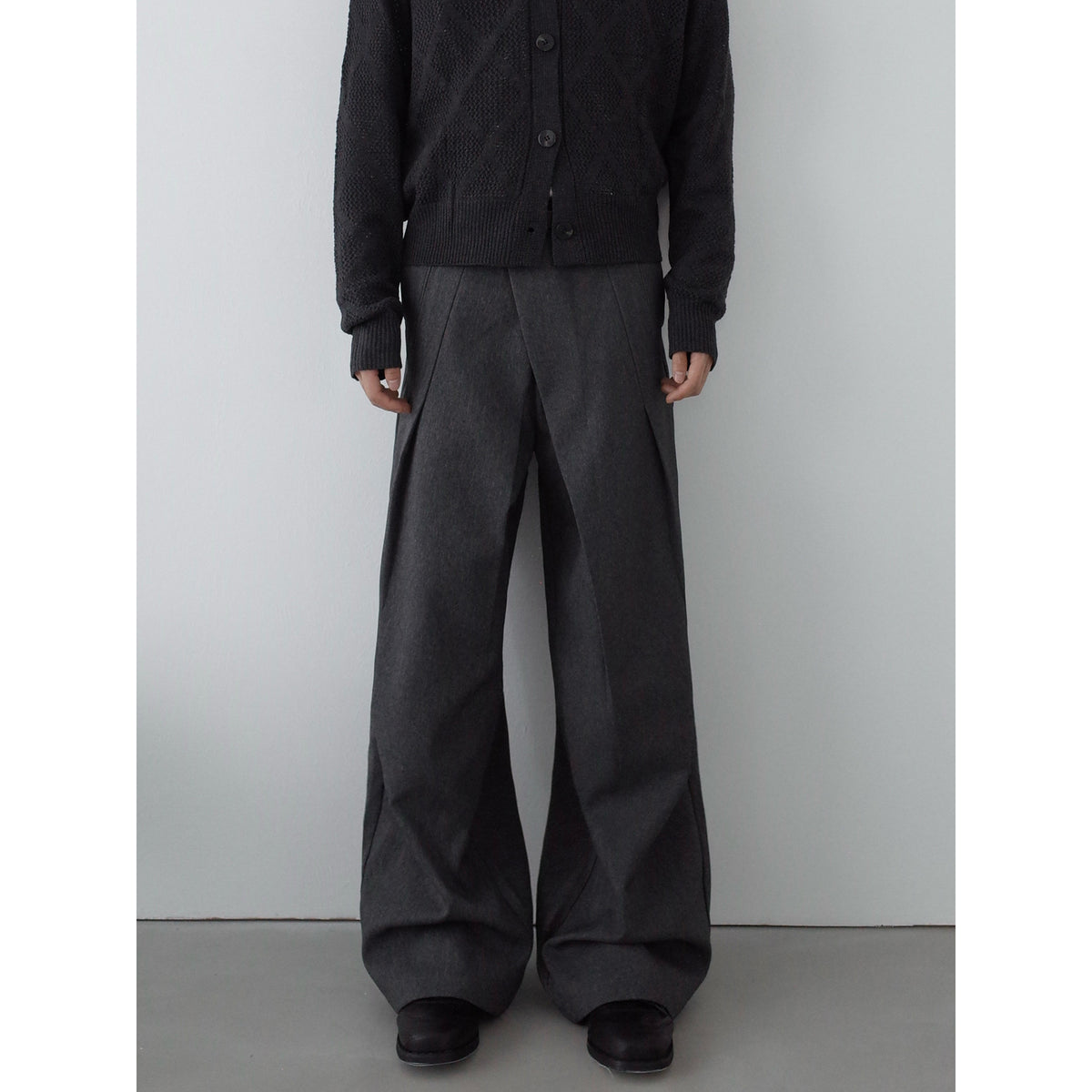 Vintage High-Intellect Design Pleated Trousers Clean Fit Drape Casual Pants Loose Wide-Leg Long Pants