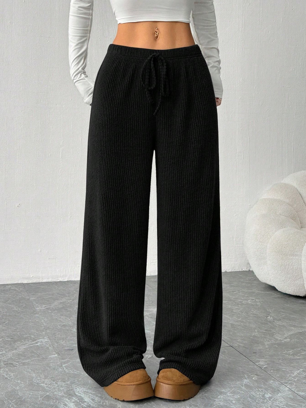 Fashionable Loose Fit Straight Leg Wide Leg Pants for Women, Comfortable Casual Long Trousers, Solid Color, Flowy Fabric, Versatile Style