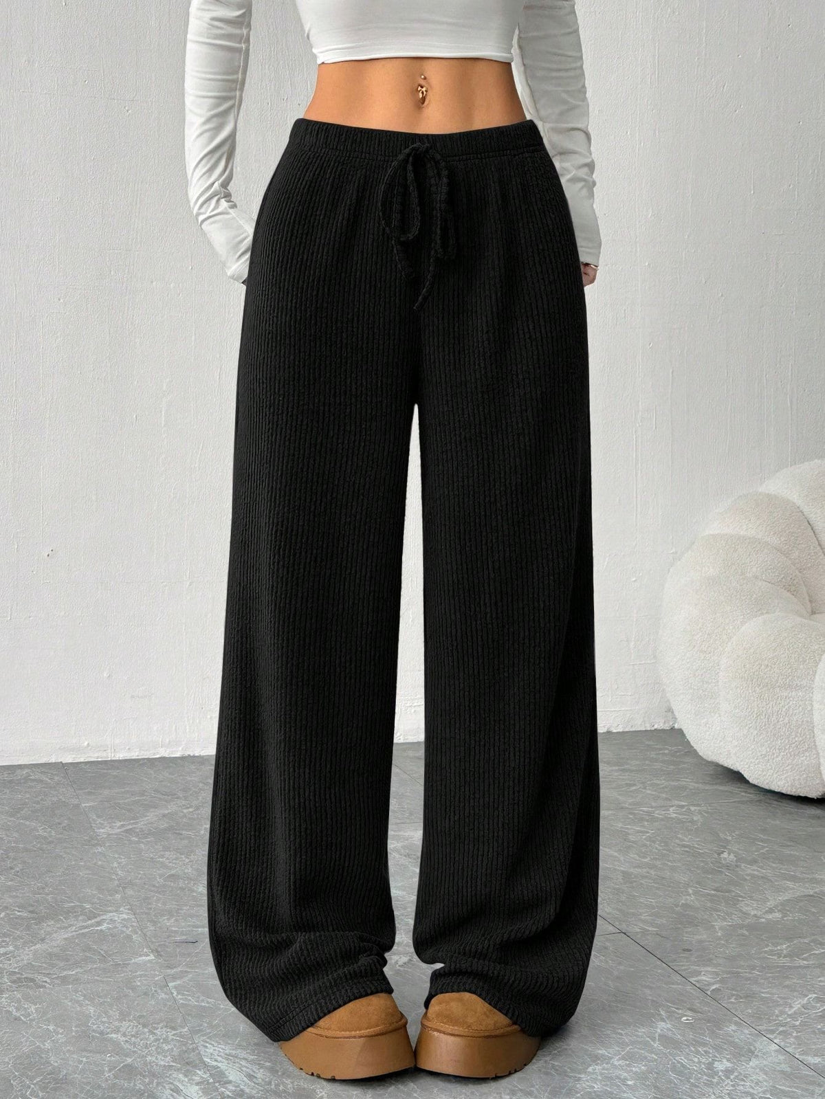 Fashionable Loose Fit Straight Leg Wide Leg Pants for Women, Comfortable Casual Long Trousers, Solid Color, Flowy Fabric, Versatile Style