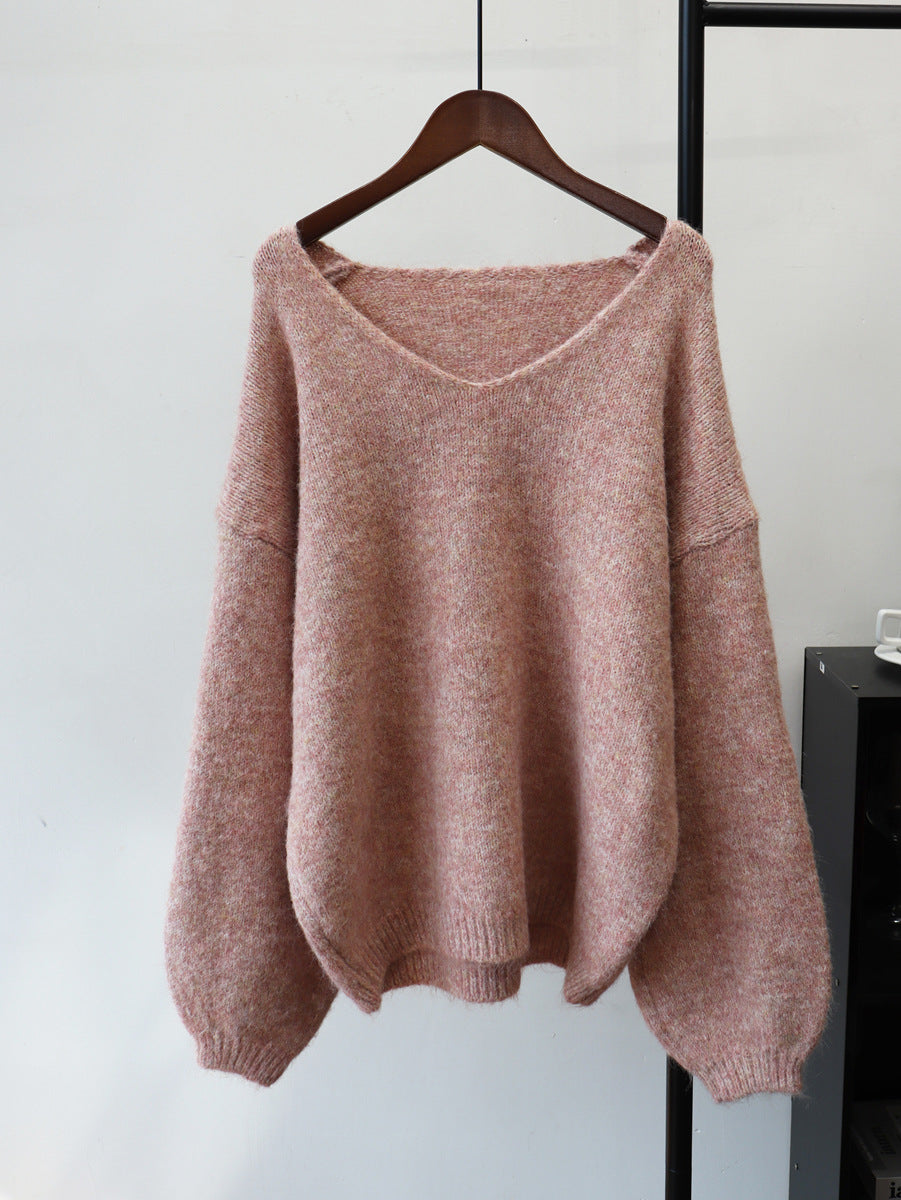 Loose V-neck sweater for women