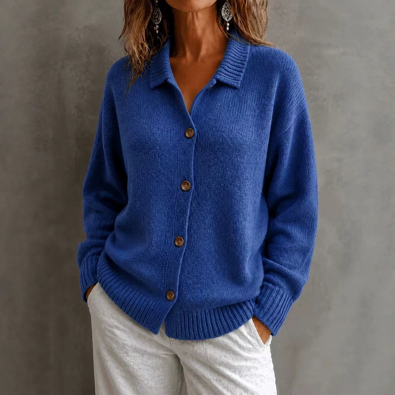 Single breasted long sleeved sweater jacket