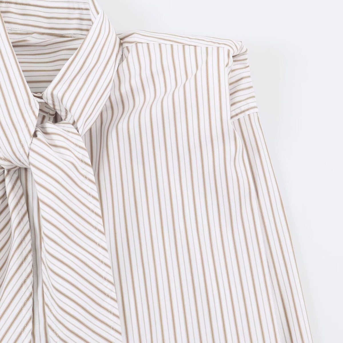 Ribbon tie shoulder pad striped shirt for women