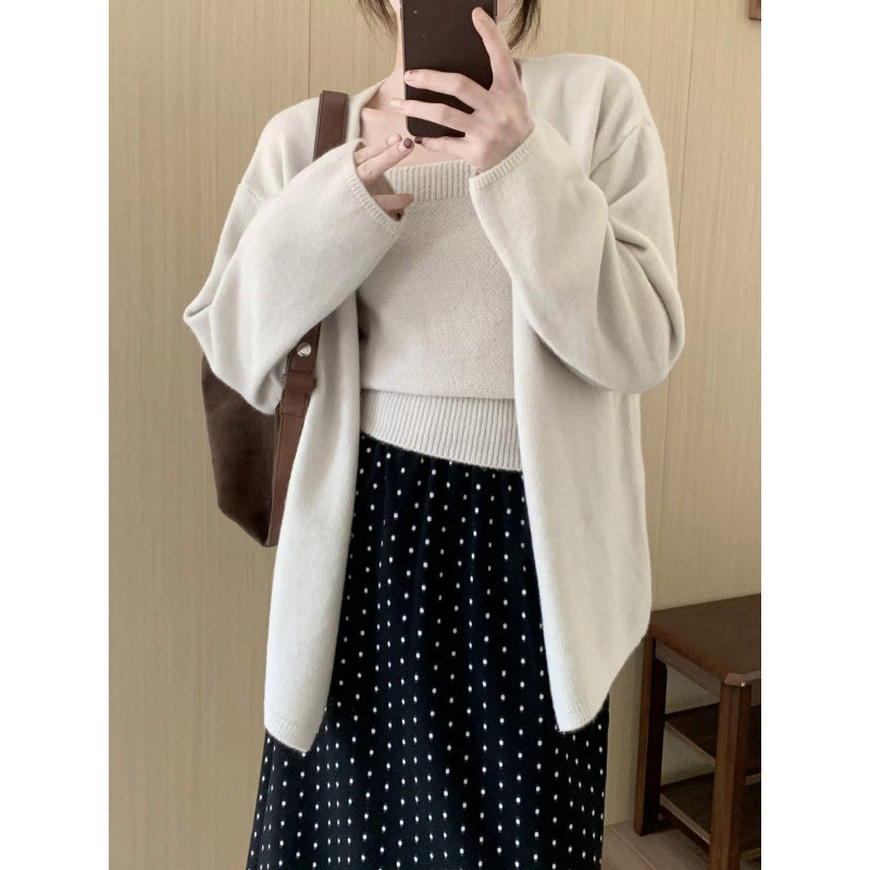 Sleeveless Tank Top Two-Piece Set, Elegant and Youthful Sweater