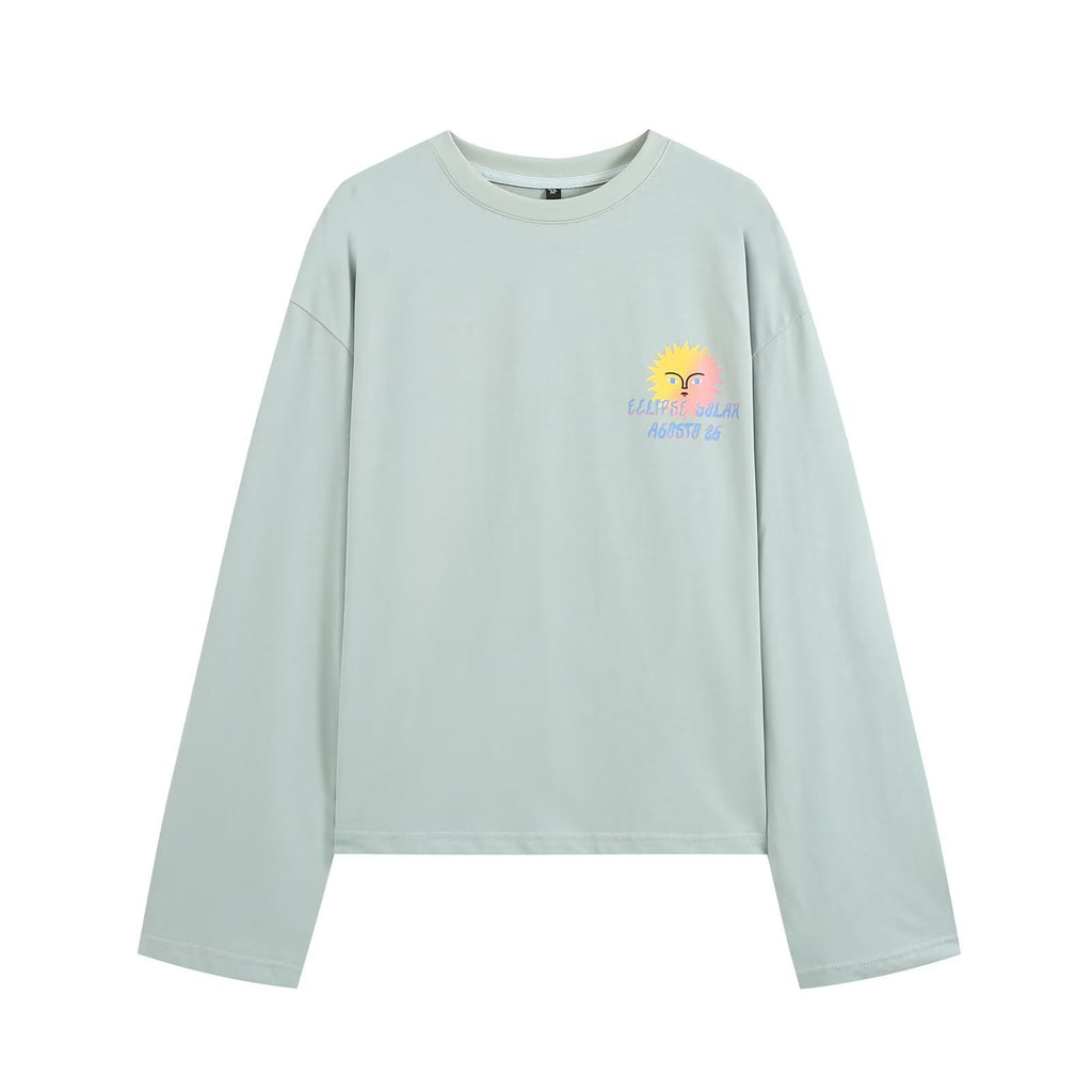 Round neck long sleeved shirt