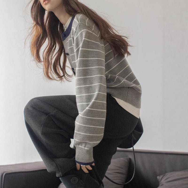 Stripe Cardigan for Women, Buttoned Round Neck Long Sleeve Knitwear Coat