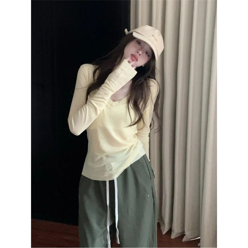 Women's Slim Fit Long Sleeve V-Neck T-Shirt