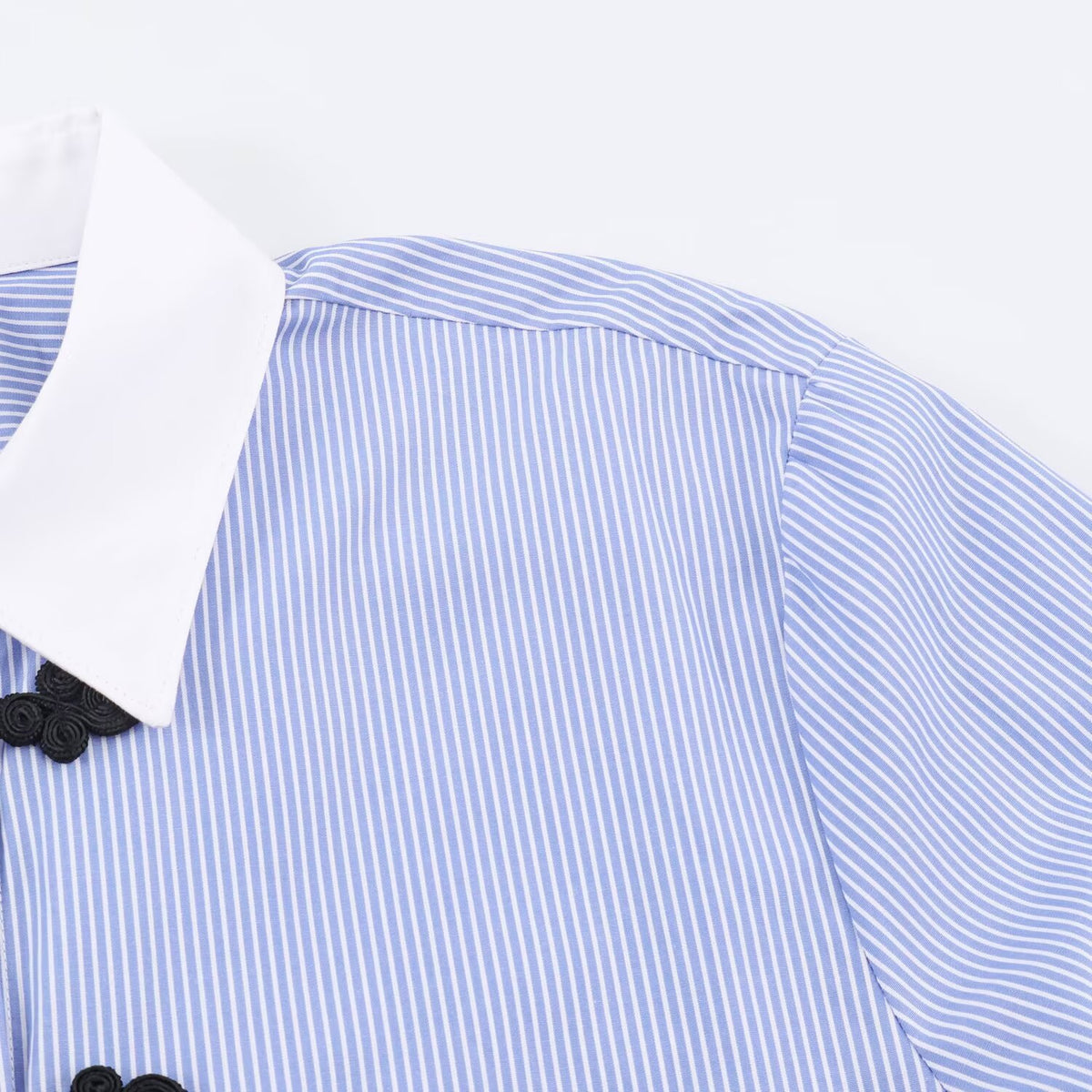 Color blocked lapel striped shirt for women