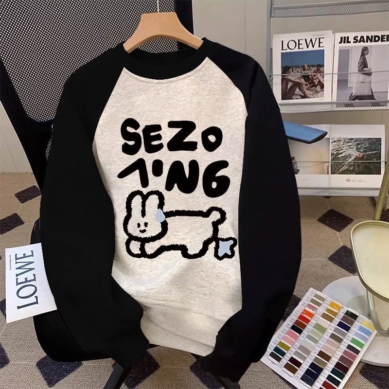 Casual Round Neck Pullover Hoodie for Women, Loose Fit, Cartoon Print