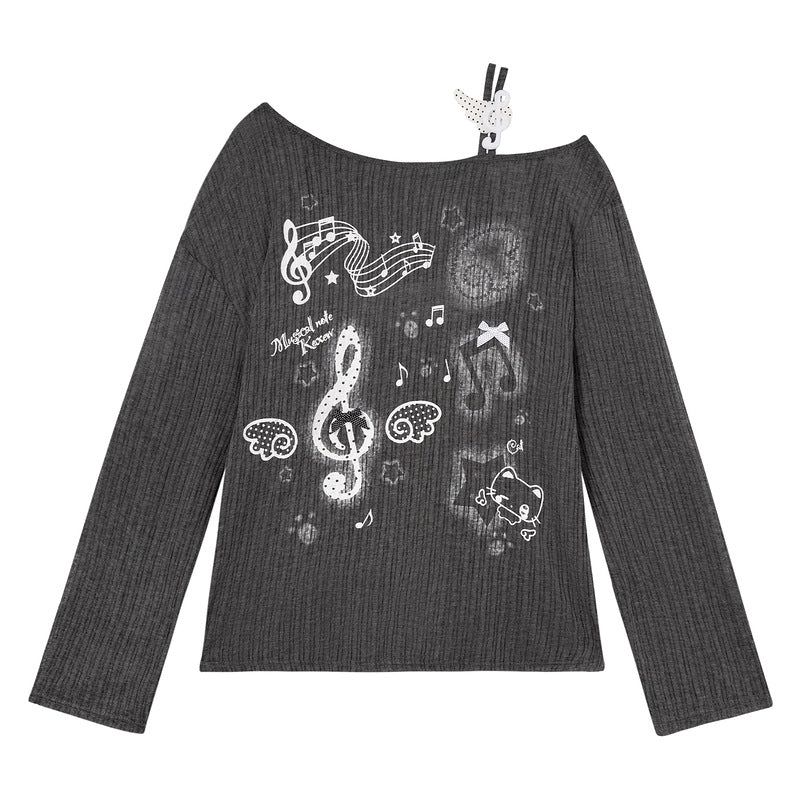 Long sleeved T-shirt with slanted shoulder and groove pattern