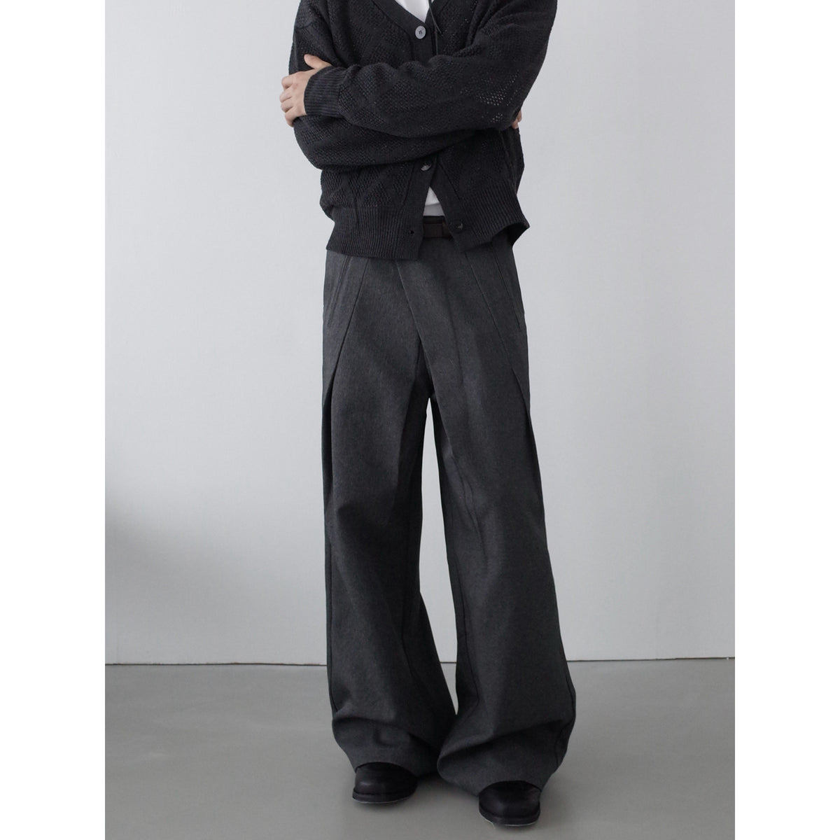 Vintage High-Intellect Design Pleated Trousers Clean Fit Drape Casual Pants Loose Wide-Leg Long Pants