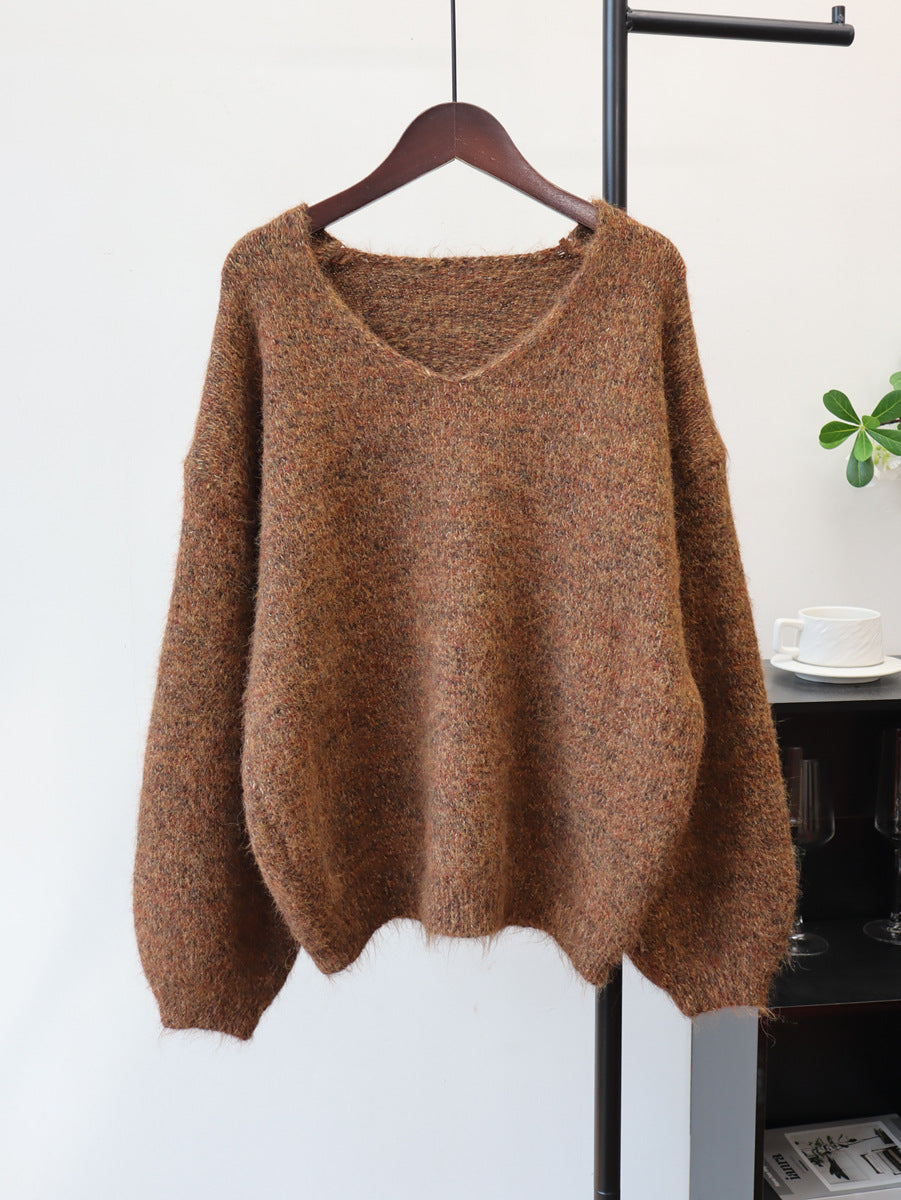 Loose V-neck sweater for women