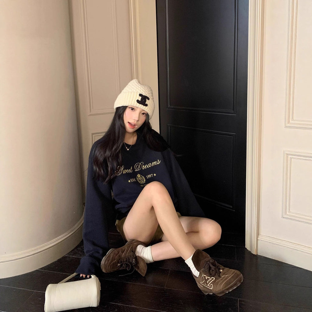 Round neck long sleeved hoodie, women's style loose letter print