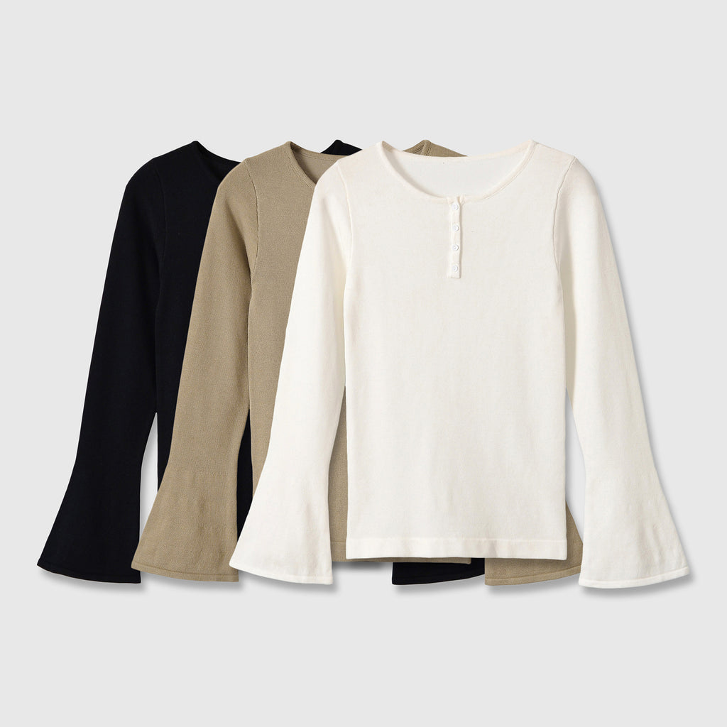 Long sleeved solid color T-shirt