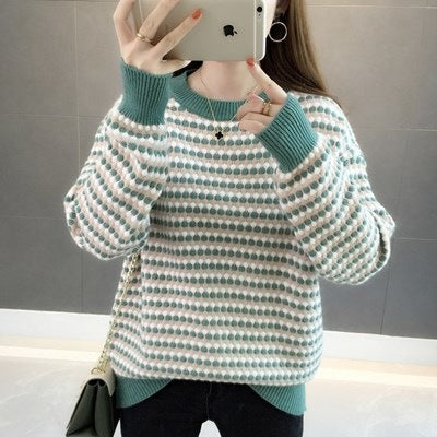 Round neck jacquard knit undershirt with knitted base