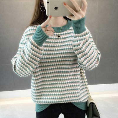 Round neck jacquard knit undershirt with knitted base