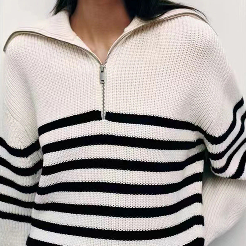 Knitted sweater with collar and zipper for women