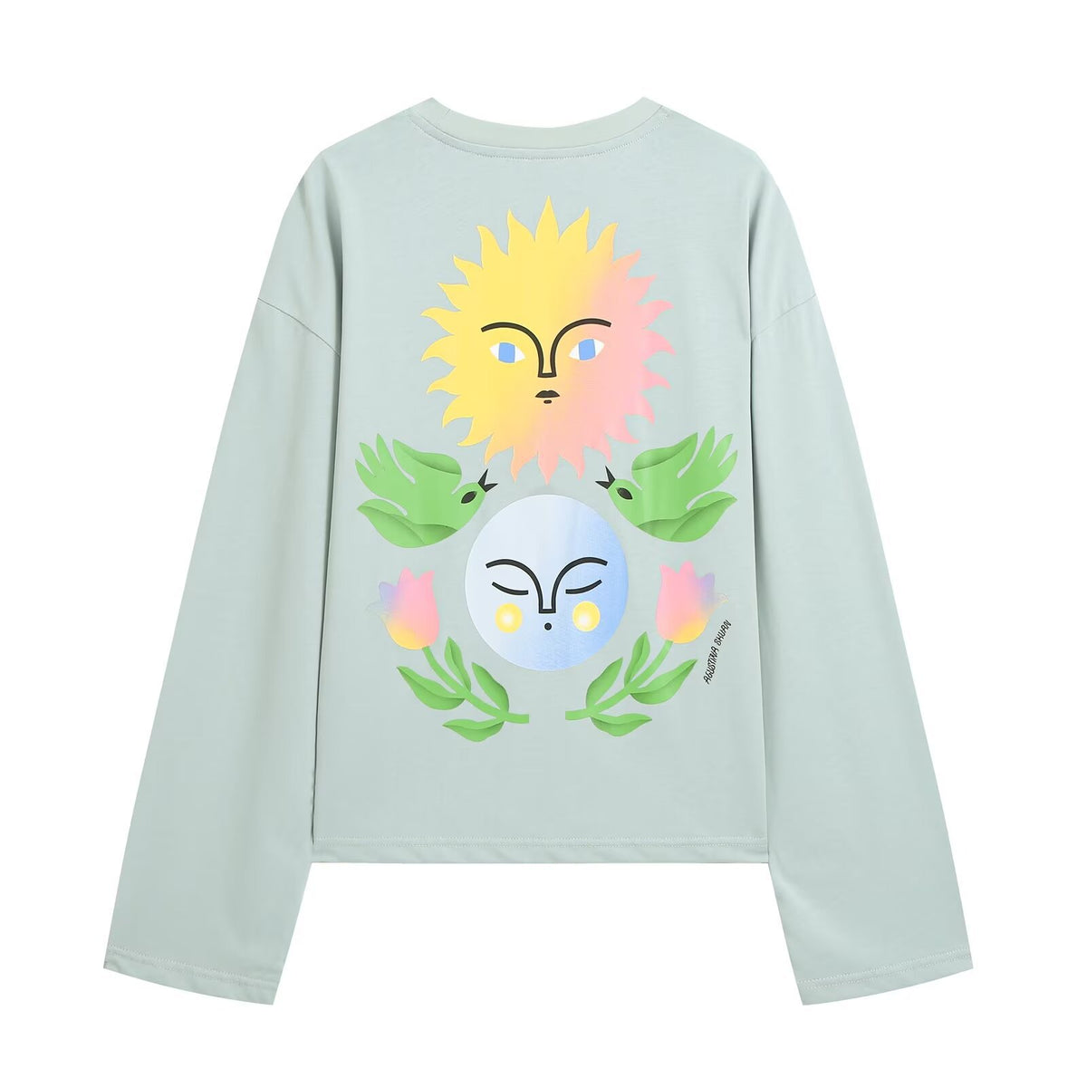 Round neck long sleeved shirt