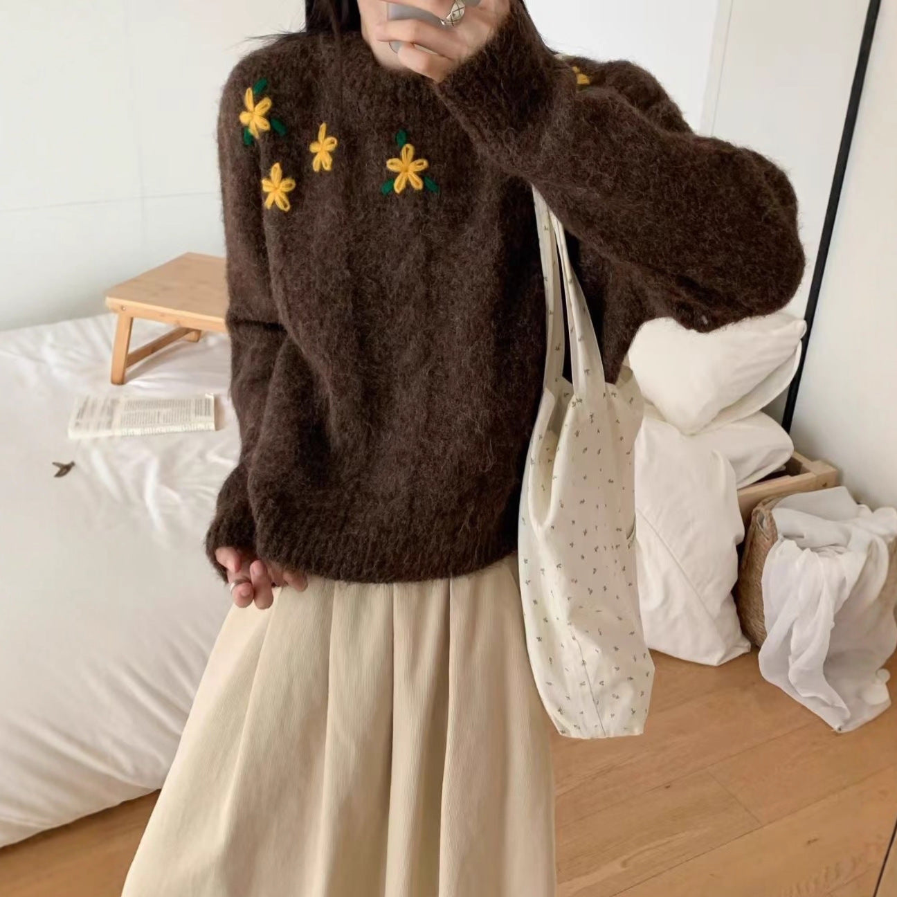 Embroidered crochet round neck pullover sweater for women