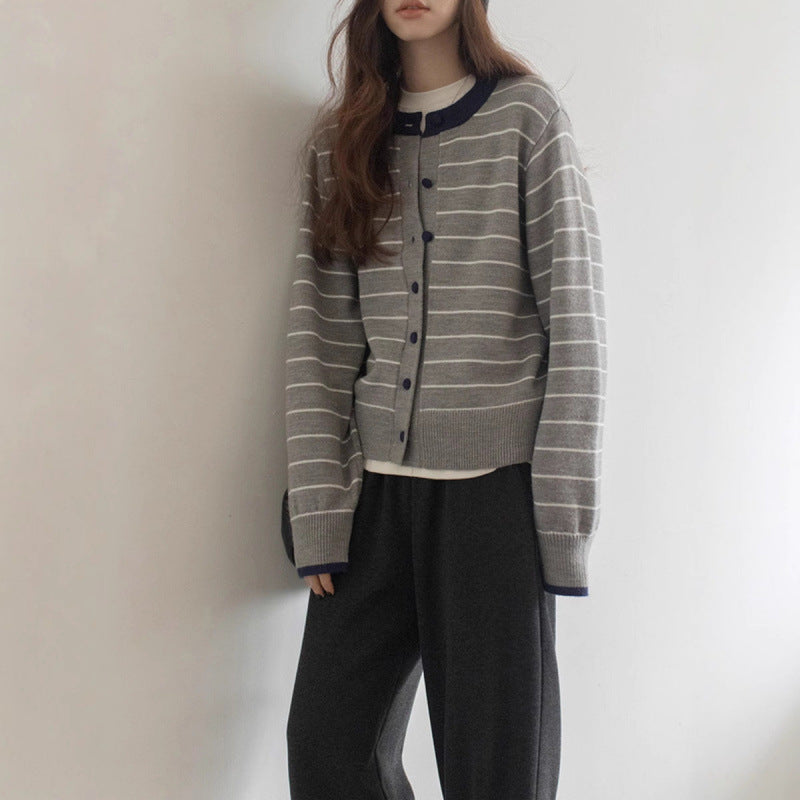 Stripe Cardigan for Women, Buttoned Round Neck Long Sleeve Knitwear Coat