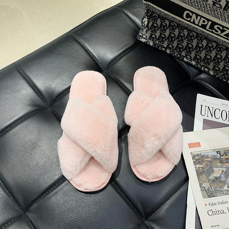 Hairy slippers with crossed rabbit fur and exposed toes