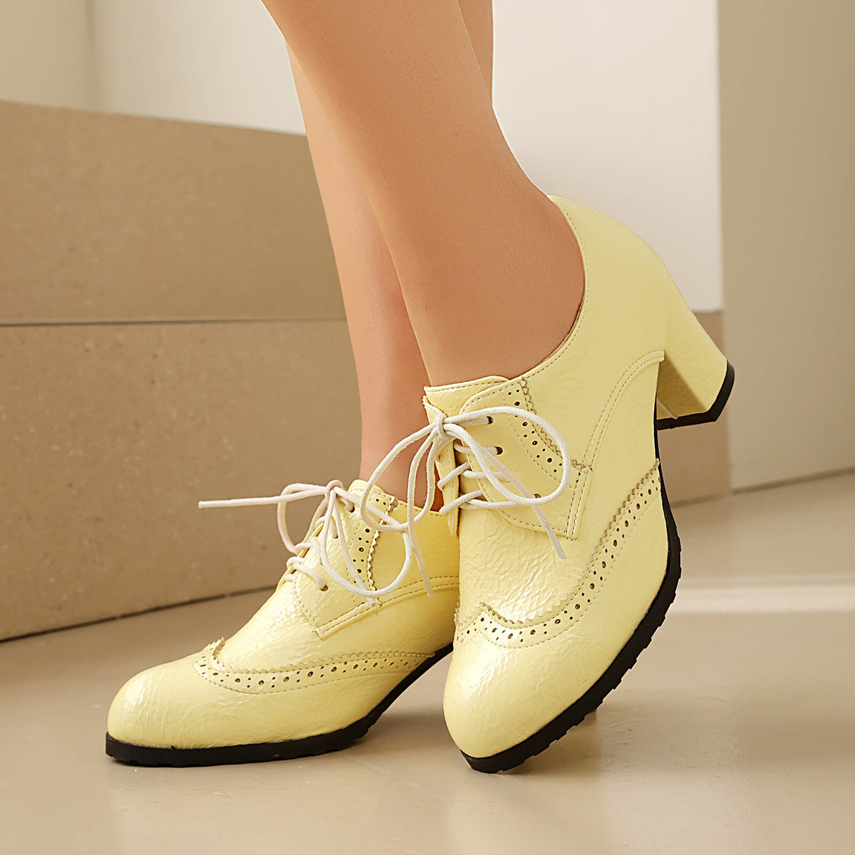 Spring and Autumn Fashion High-Heeled Lace-Up Block Shoes Oversized Lace-Up Brogue Dress Shoes Made to order, ships in 7 days